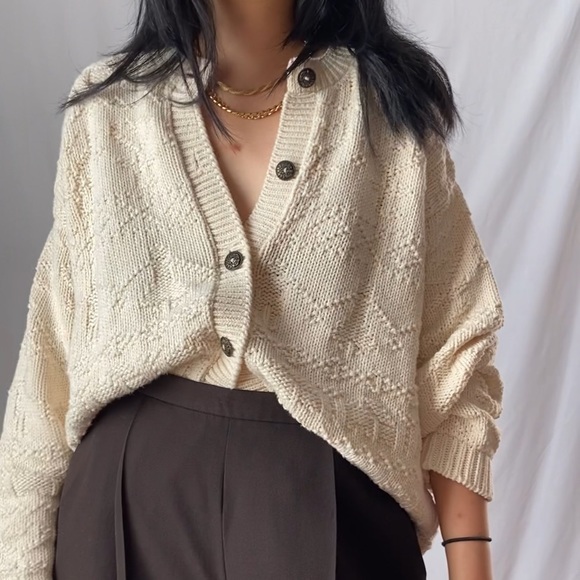 Vintage Sweaters - Oversized vintage chunky cable knit cardigan